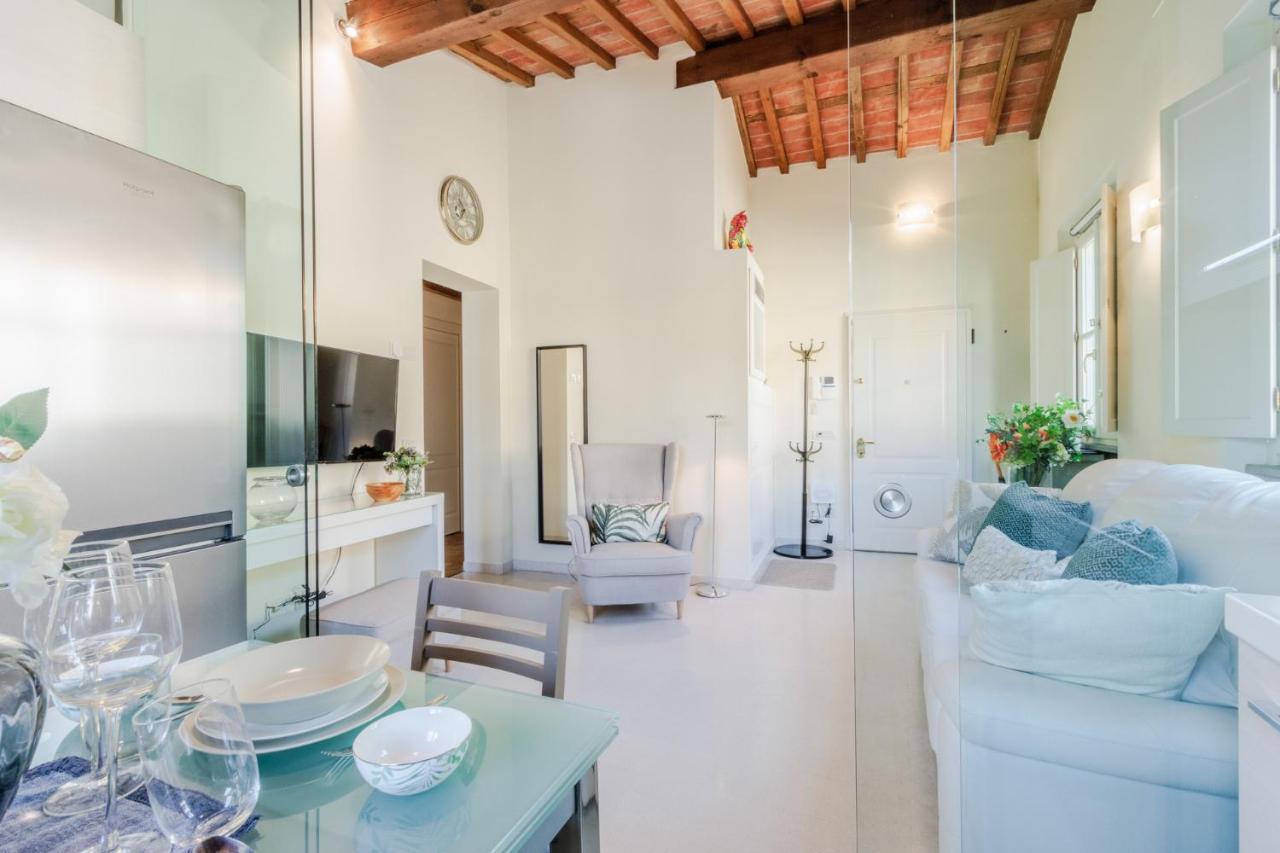 Helene Smart Flat With Elevator Inside Lucca Apartment Exterior foto