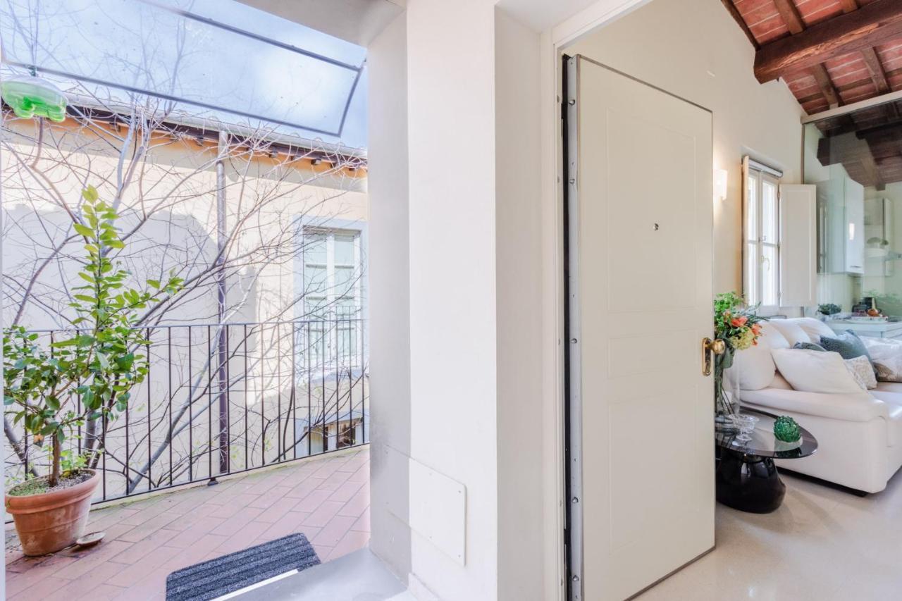 Helene Smart Flat With Elevator Inside Lucca Apartment Exterior foto