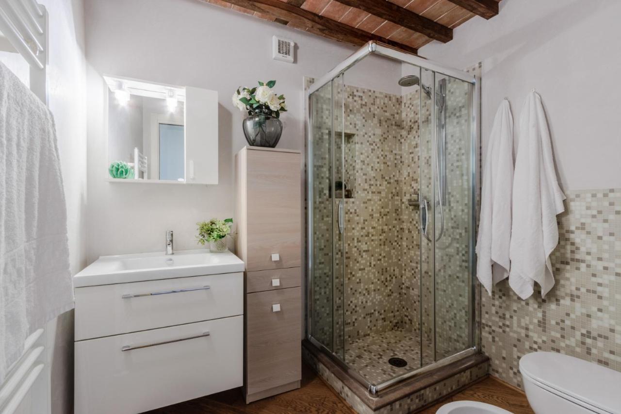 Helene Smart Flat With Elevator Inside Lucca Apartment Exterior foto